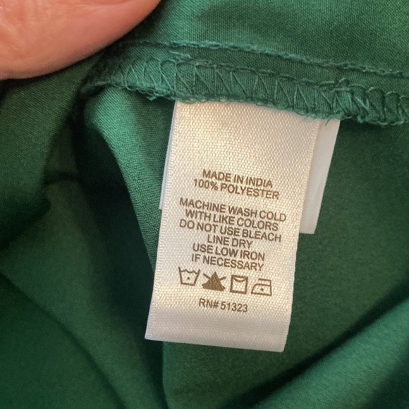 CeCe Forest Green Blouse, M - Picture 7 of 7